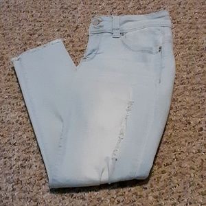 Light wash Jeans